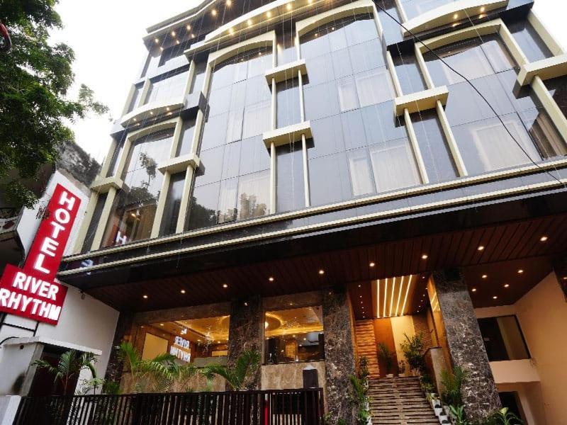Hotel River Rhythm Assi Ghat Varanasi Esterno foto